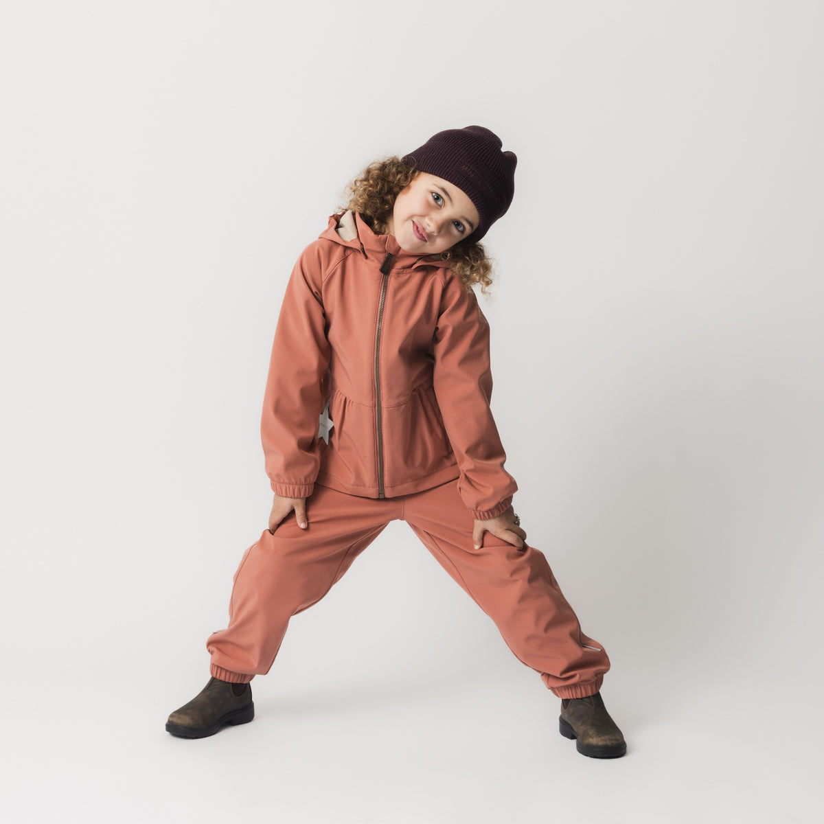 MINI A TURE MATAIANO softshell pants lifestyle