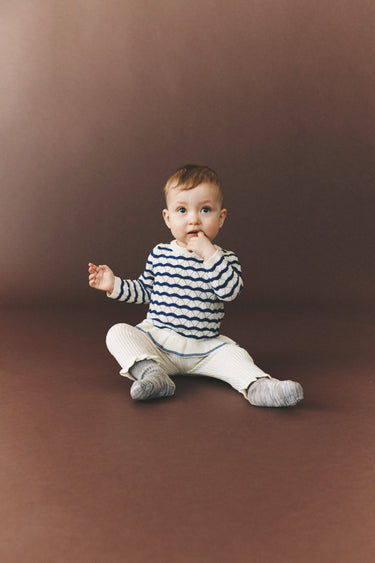 Translation missing: en.FUB Pointelle Tee baby lifestyle