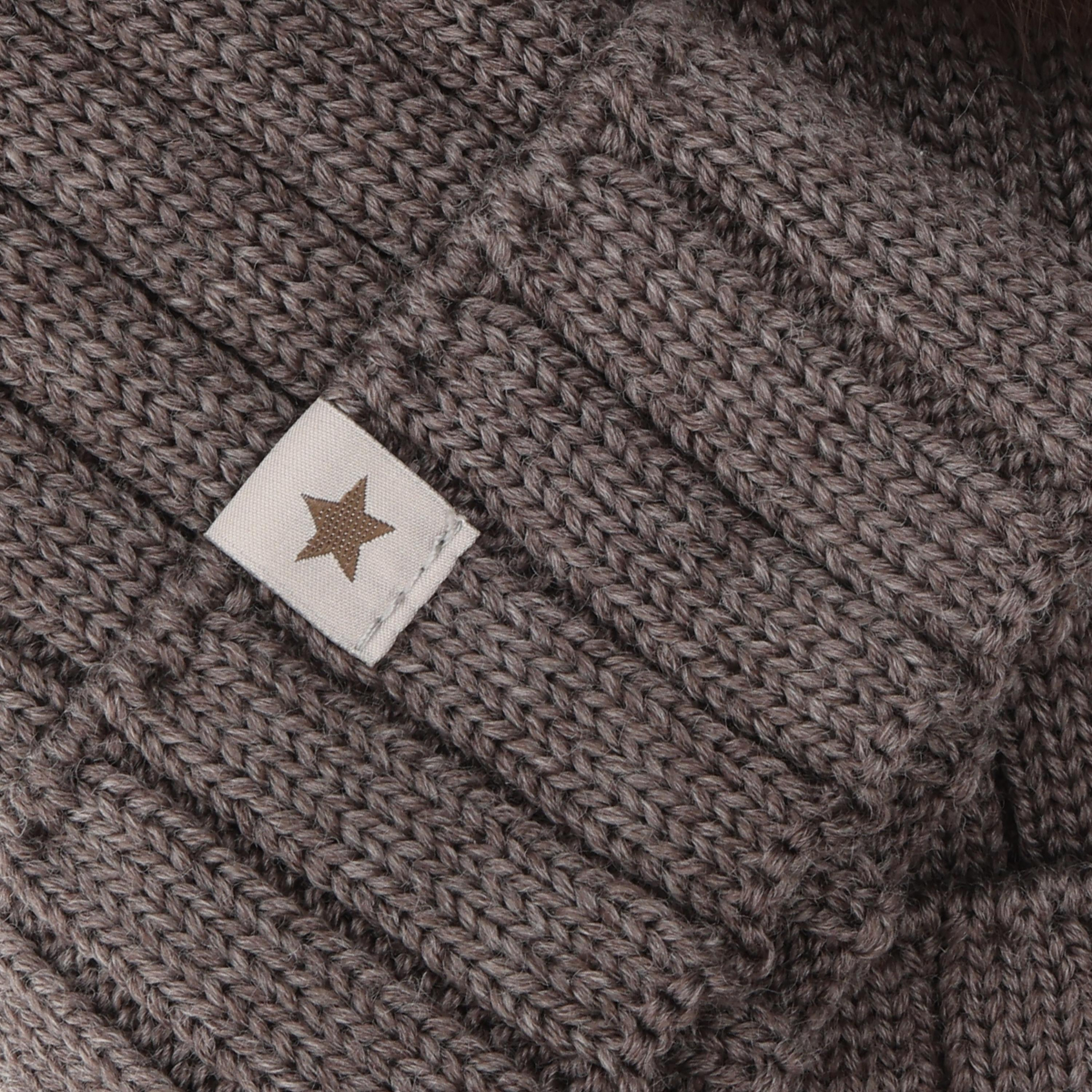 Huttelihut Knit Wool Hat with Alpaca Pompoms